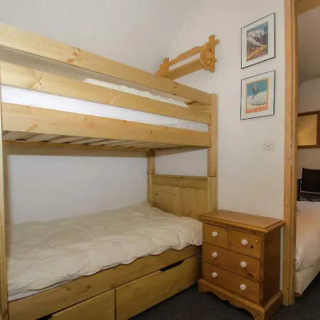 Only 200 Metres To The Free Ski Bus Stop Apartment *